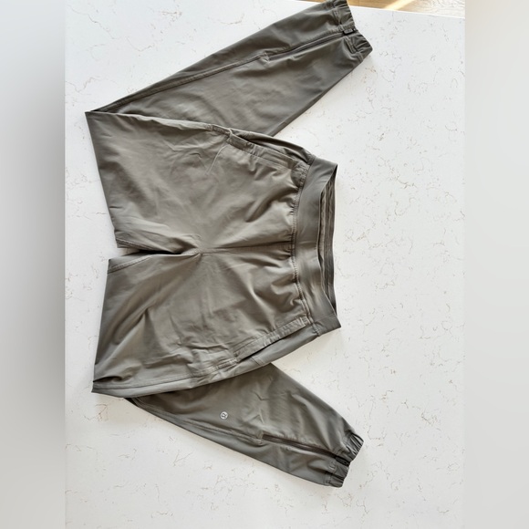 Adapted State High Rise Jogger - Rover - Picture 12 of 14